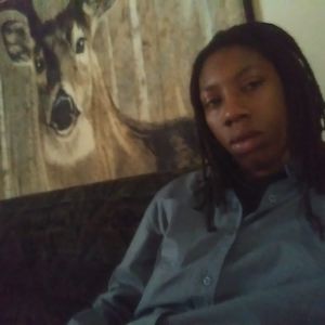 Meet your Posher, April